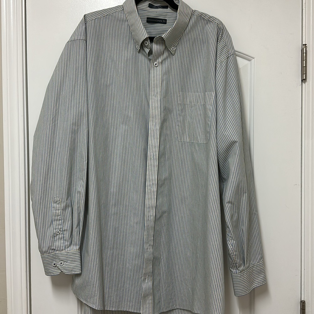 Men’s button down - Picture 2 of 4